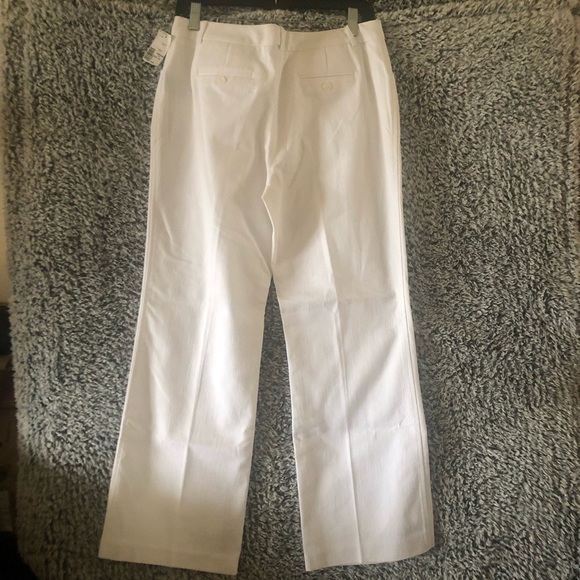 New With tag White Straight Legs pants Size 10 Petite - Picture 4 of 9
